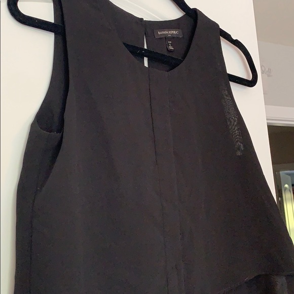 Black flowing tank - Picture 3 of 4